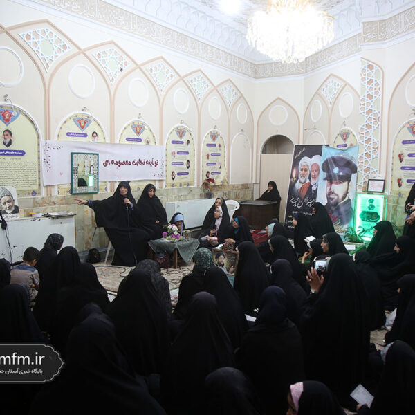 پیوند هویت دخترانه با سیره شهدا در ویژه برنامه «مهمانی شهدا»