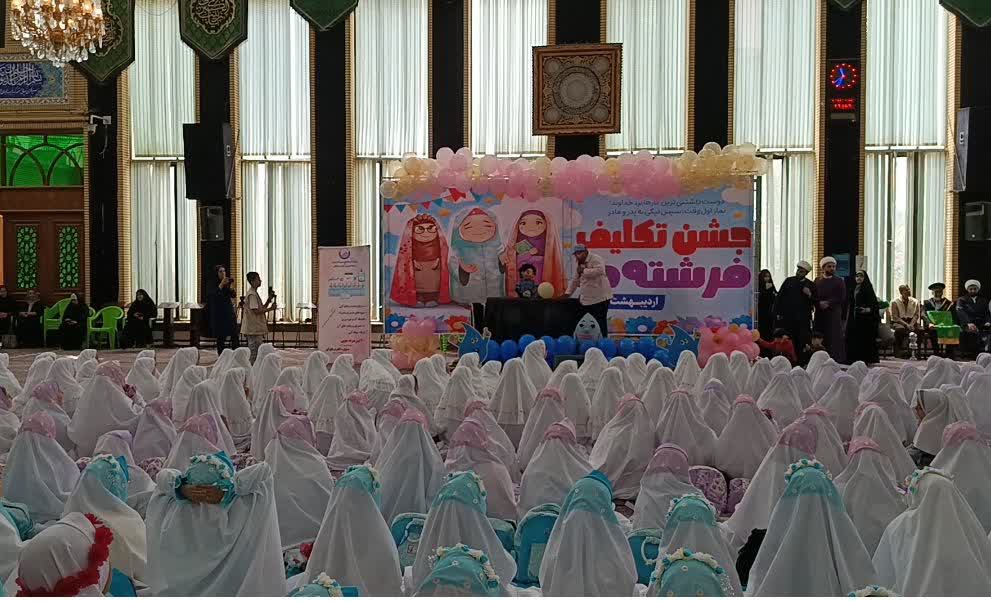 اجرای نمایش عروسکی گروه هنری رواق در مدارس دخترانه شهرستان دماوند