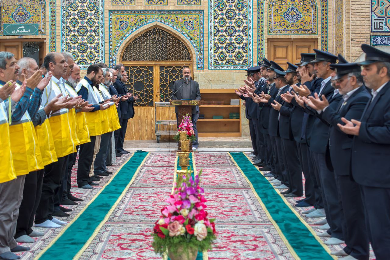 آیین خطبه‌خوانی خدام حرم حضرت فاطمه معصومه(س) با حضور ارگان‌های مختلف قم