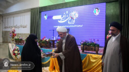 تجلیل از ۲۰۰ استاد قرآن حرم مطهر بانوی کرامت در همایش وارثان انبیا