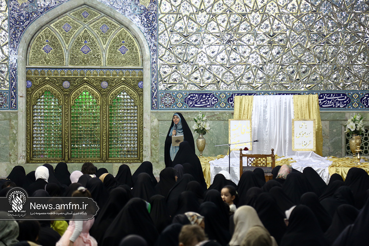 گردهمایی بین المللی طلاب خواهر در حرم حضرت معصومه(س)