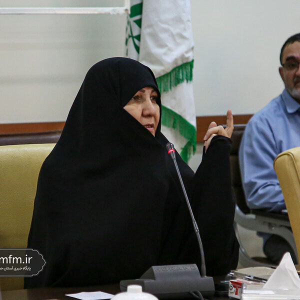 منازعه عفاف و حجاب یک منازعه جهانی است