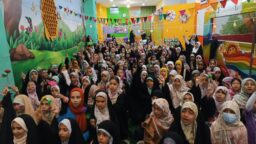 جشن تولد امام رضا(ع) با حضور کودکان در حرم بانوی کرامت