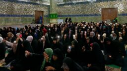 دختران نوجوان قمی ولادت امام رضا(ع) را جشن گرفتند