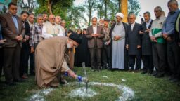 کلنگ‌زنی هشتمین چایخانه امام رضا(ع) در استان فارس با حضور سفیران کریمه