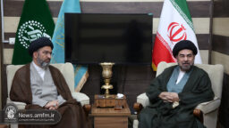 دیدار معاون فرهنگی حرم مطهر بانوی کرامت با رئیس شورای علمای هندوستان