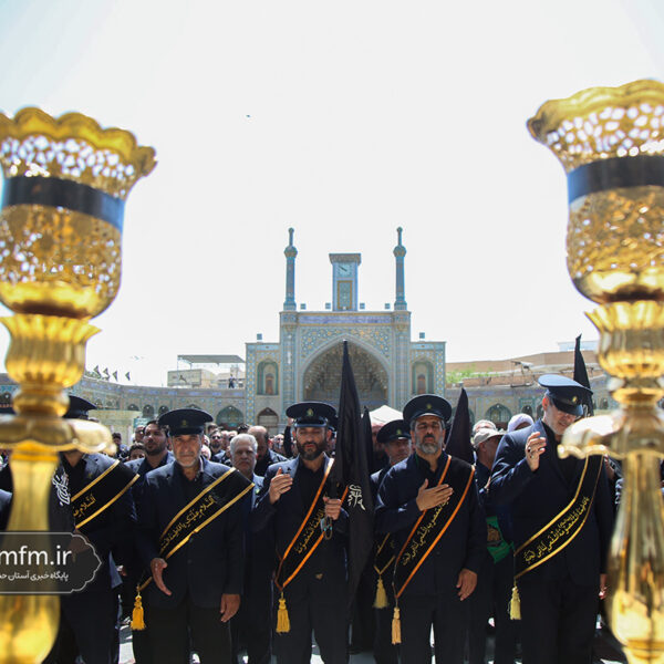 برپایی دسته عزای خادمان کریمه اهل‌بیت(س) در عزای امام جواد(ع)