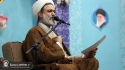 بی‌احترامی به والدین باعث فقر و بی‌برکتی در زندگی می‌شود