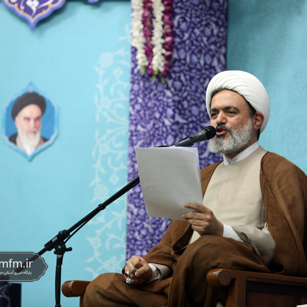 ادب مهمترین میراث انسان است