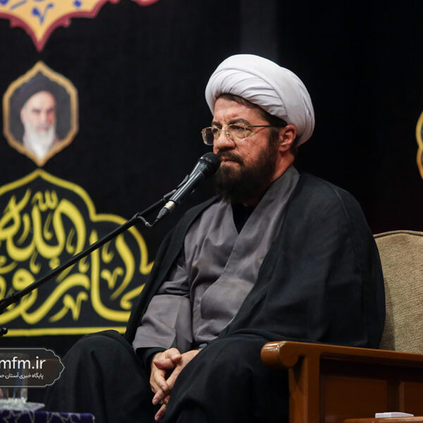 نقشه دشمن از بین بردن غیرت دینی مردم است