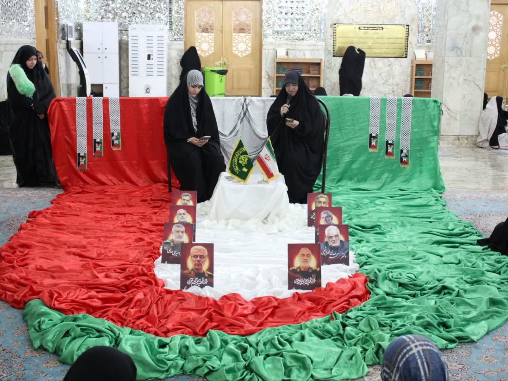 برگزاری محفل شعر «فَتحٌ قَریب» در آستان مقدس حضرت معصومه (س)