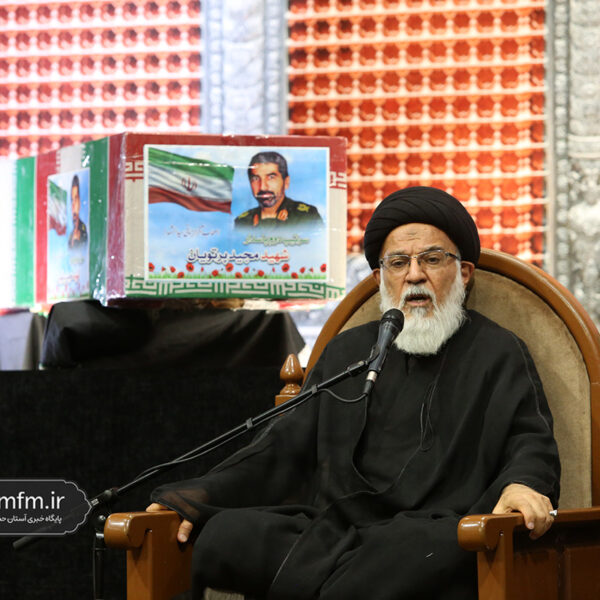 پیوند با امام حسین (ع) تهدید مستکبران را بی‌اثر می‌کند