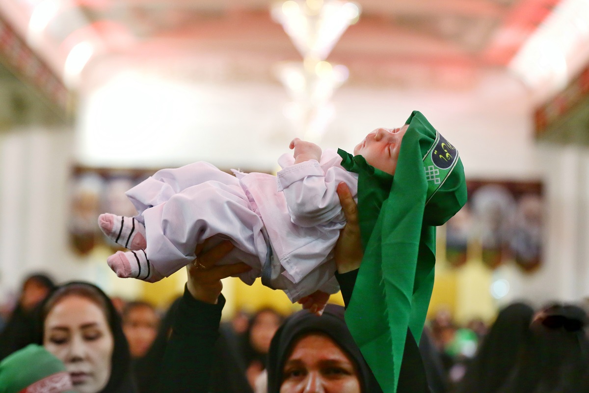 مشق علی‌اصغر شدن در رکاب حسین زمان