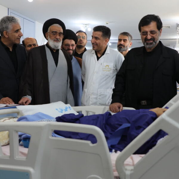 عیادت آیت‌الله سعیدی از مجروحان جنگ تحمیلی رژیم صهیونی