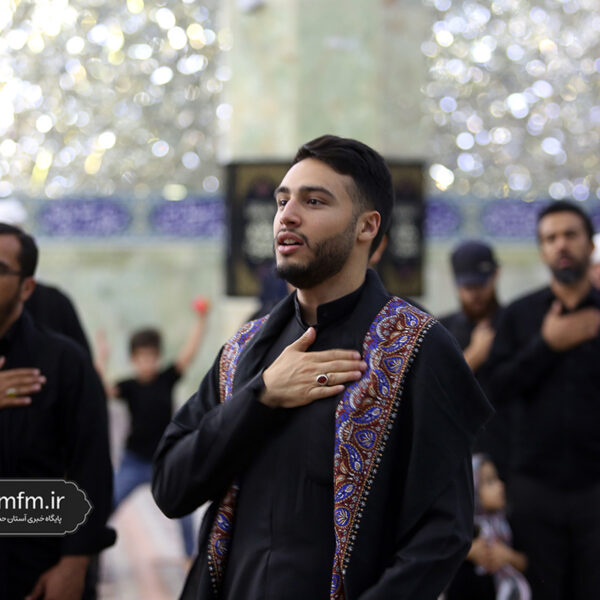 عزاداری اباعبدالله الحسین(ع) به زبان عربی در حرم قم