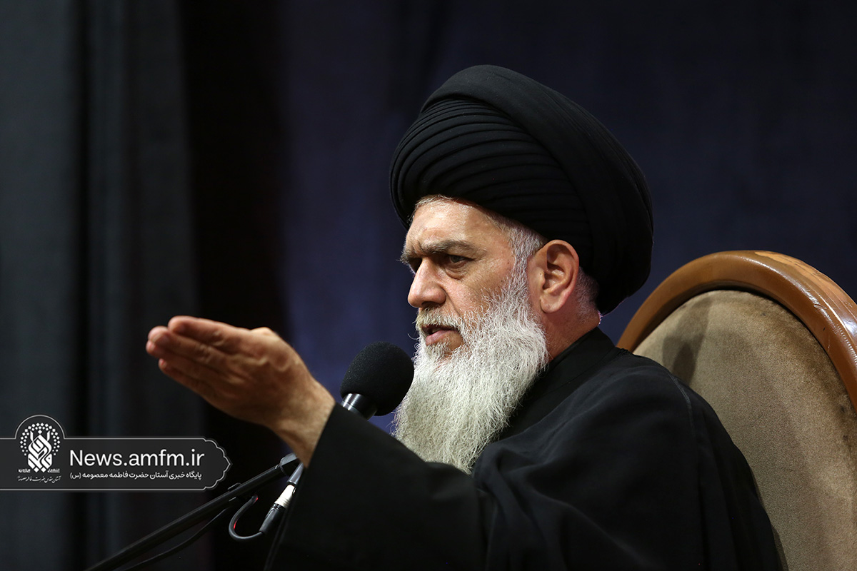 اشک بر اباعبدالله (ع) اضطراب را از انسان دور میکند اشک بر اباعبدالله (ع) اضطراب را از انسان دور میکند