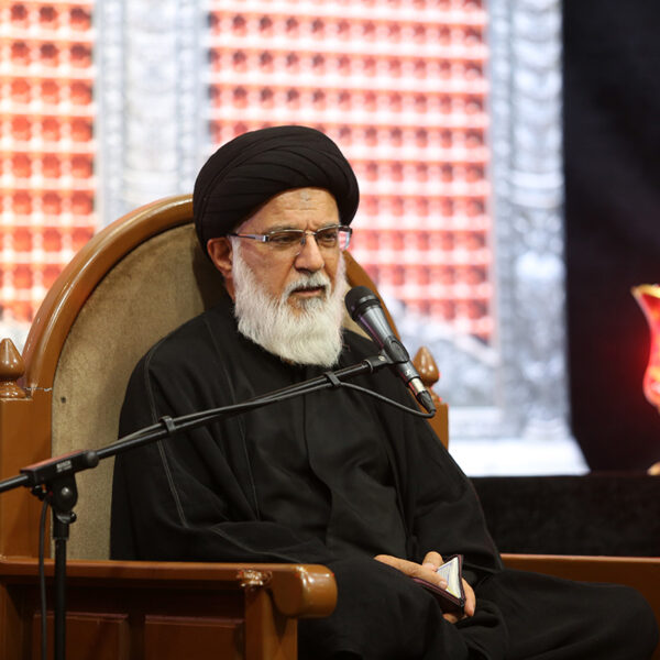 باطن مصائب کربلا ضیافت بزرگ الهی برای عاشوراییان است