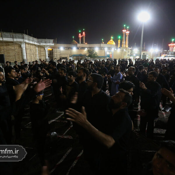 مراسم عزاداری امام حسین(ع) به زبان اردو در حرم مطهر بانوی کرامت