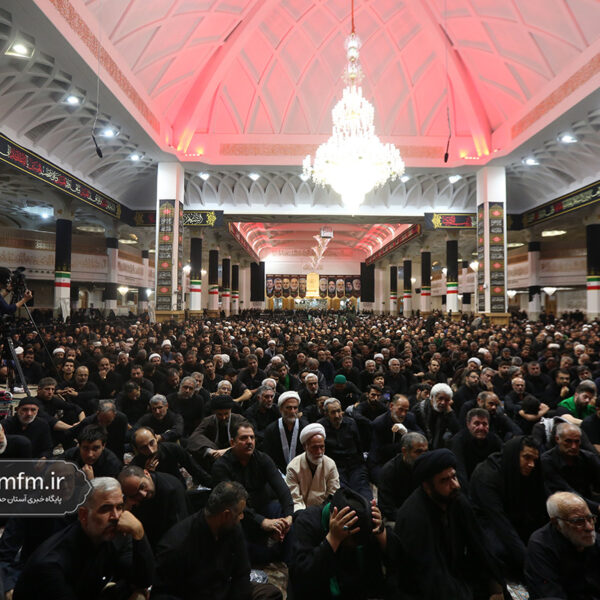 عزاداری شب عاشورا در حرم حضرت معصومه (س)