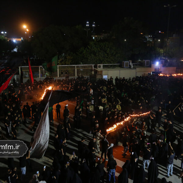 حال و هوای حرم مطهر بانوی کرامت در شب عاشورا