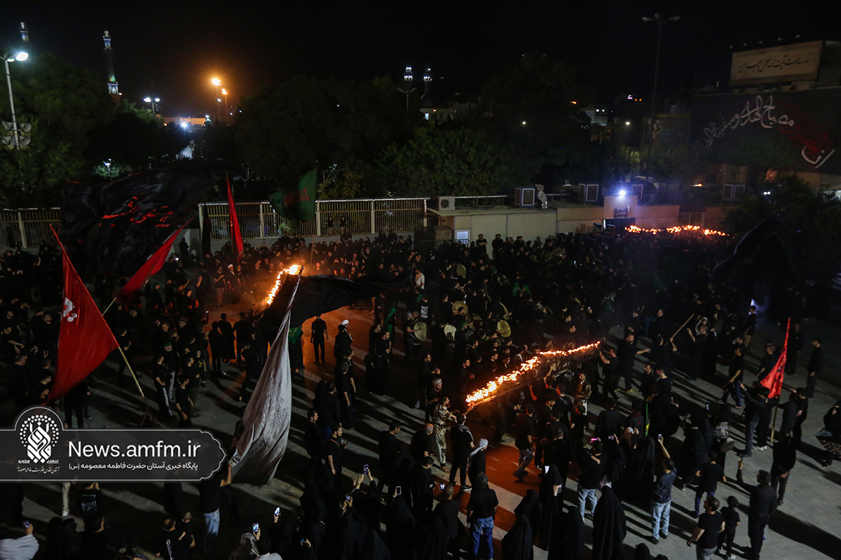 حال و هوای حرم مطهر بانوی کرامت در شب عاشورا