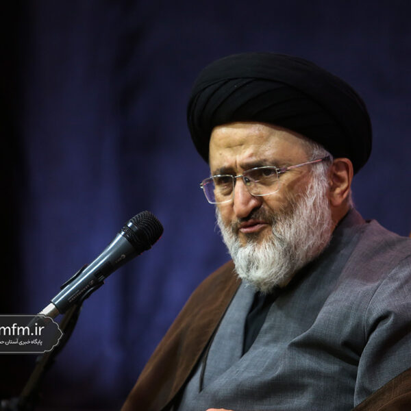 احساس نیاز به خدا انسان را به خدا نزدیک می‌کند