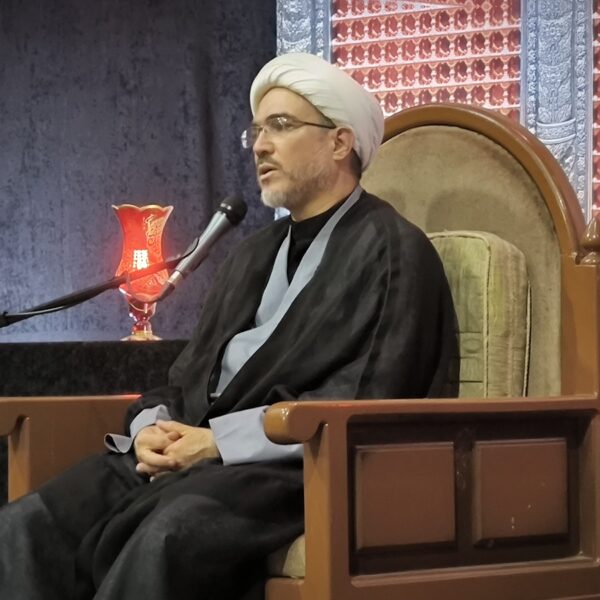  درک معیت ولی خدا صبر می‌خواهد