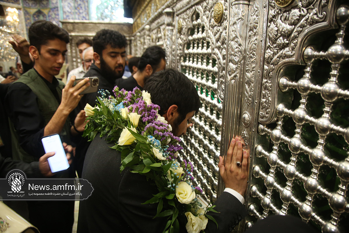 ادای احترام نخبه فیزیک به آستان مقدس حضرت فاطمه معصومه (س)