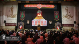 عزاداری زائران کریمه اهل بیت (س) در سوگ شهادت کریم اهل بیت(ع)