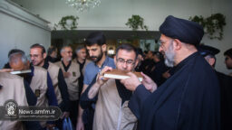 بدرقه خادمان موکب حرم حضرت معصومه (س) در عمود ۱۰۸۰