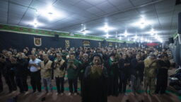 اقامه نماز جماعت در موکب حرم مطهر حضرت فاطمه معصومه(س)