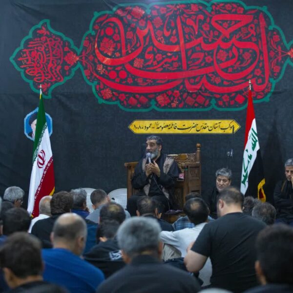 ظاهر سفر اربعین زیارت و باطن آن قیام برای خداست