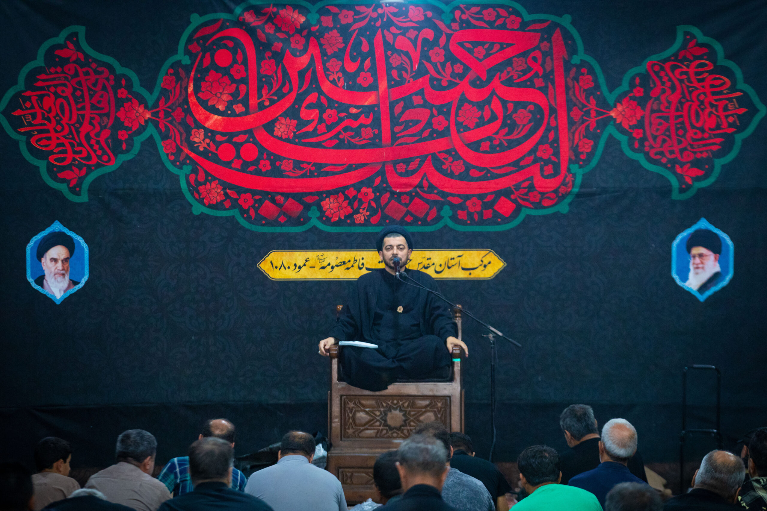 تلاوت قرآن در سختترین لحظهها به انسان آرامش میدهد تلاوت قرآن در سختترین لحظهها به انسان آرامش میدهد