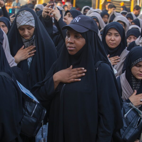 حضور کاروان دختران بین‌الملل در موکب حرم بهترین دختر دنیا