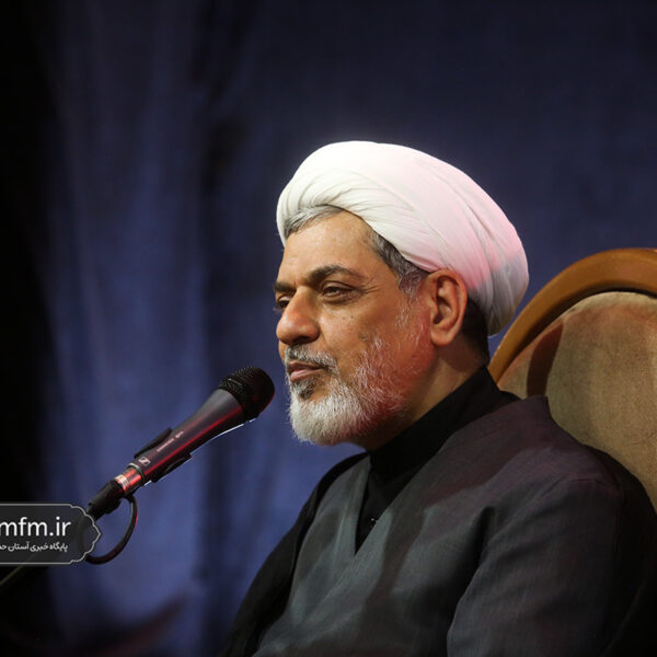  دولت با کنترل گرانی به مردم کمک کند