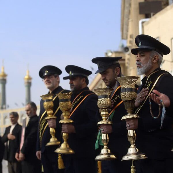 دسته عزای خادمان حرم بانوی کرامت در سوگ امام هشتم برپا می‌شود