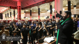 عزاداری زائران حرم قم در شب رحلت پیامبر(ص) و شهادت امام مجتبی (ع)