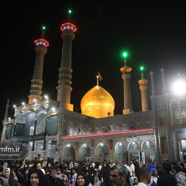 حال و هوای حرم حضرت فاطمه معصومه (س) در شام شهادت امام رضا (ع)