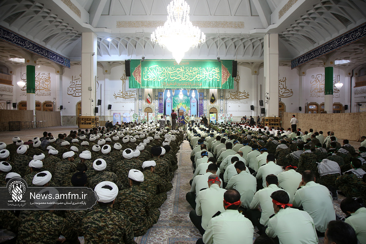 مراسم عهد سربازی در حرم حضرت معصومه (س)