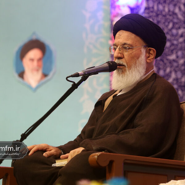 اطاعت از پیامبر(ص) درهای خیرات را به روی انسان می‌گشاید