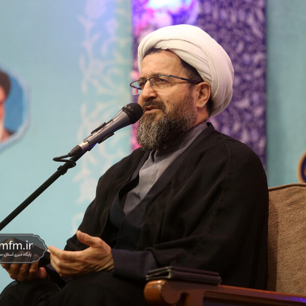 رعایت قوانین مُلک و ملکوت سبب ایستادن در سمت درست تاریخ می‌شود