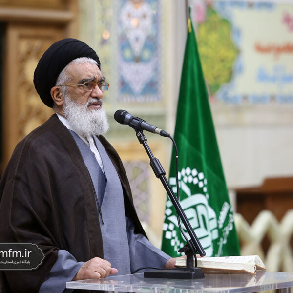 حرم‌های اهل‌بیت(ع) در همه ابعاد زندگی منبع فیض‌ هستند