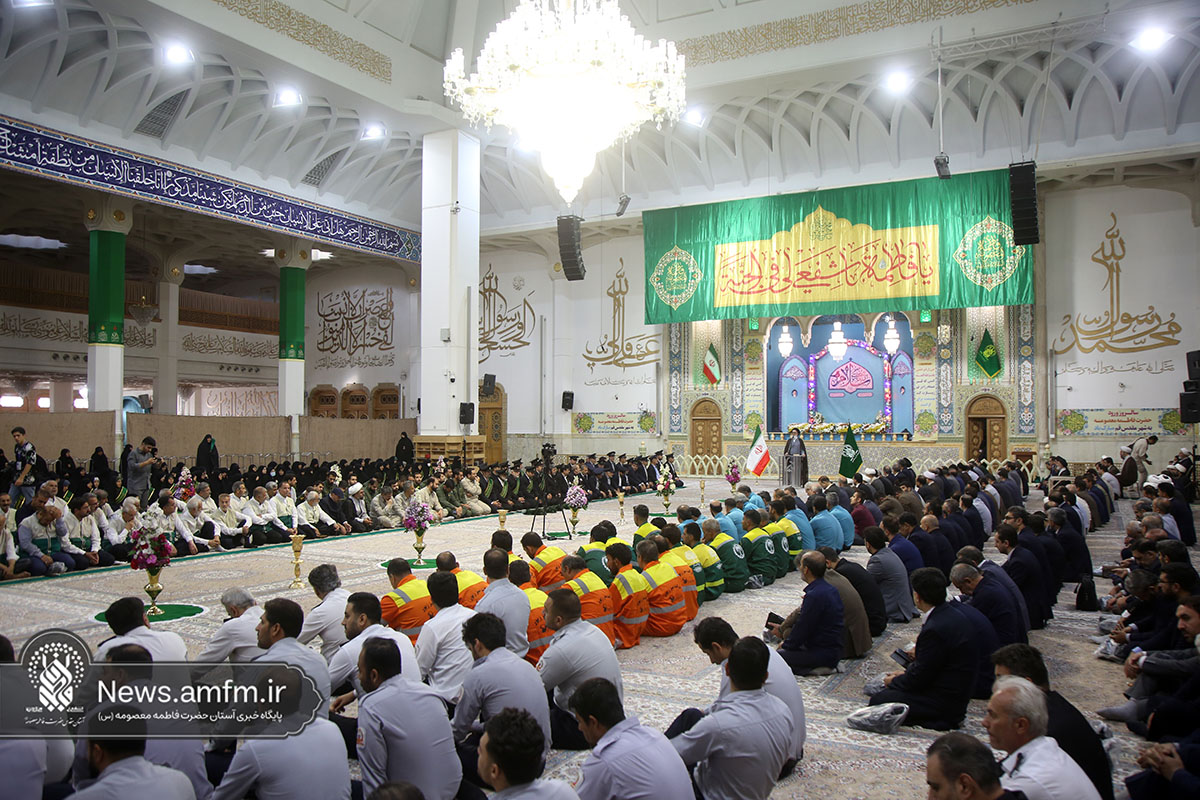 خطبه‌خوانی باشکوه و تجدید عهد باولایت در آستانه سالروز ورود بانوی کرامت به قم