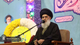 تمسک به حضرت معصومه(س) باعث اتصال به زنجیره ولایت می‌شود