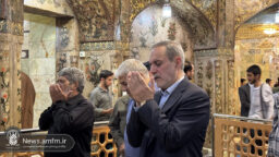 معاون وزیر کشور به زیارت حرم بانوی کرامت آمد