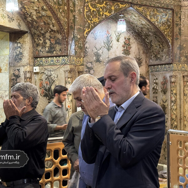 معاون وزیر کشور به زیارت حرم بانوی کرامت آمد