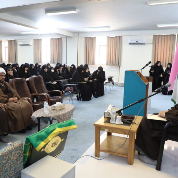 تبیین اعتقادات صحیح باید از درون خانواده‌ها شروع شود