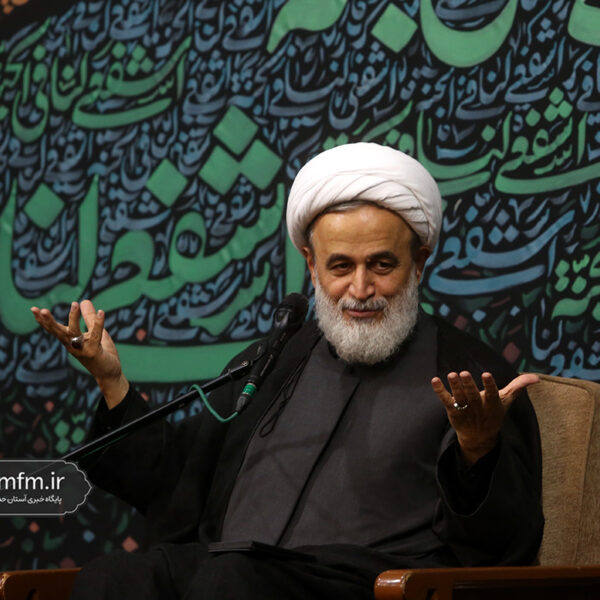 حرم حضرت معصومه(س) نماد احترام اسلام به زن و پاسخ به ادعاهای فمنیستی است