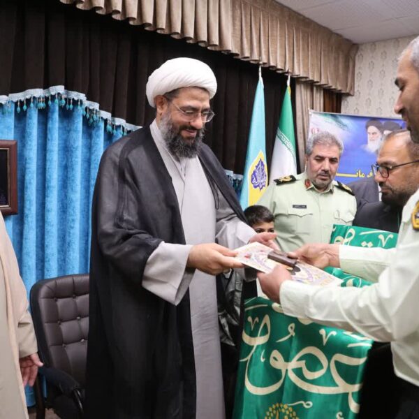 تجلیل از فرماندهان انتظامی استان همدان با حضور سفیران کریمه اهل‌بیت(س)