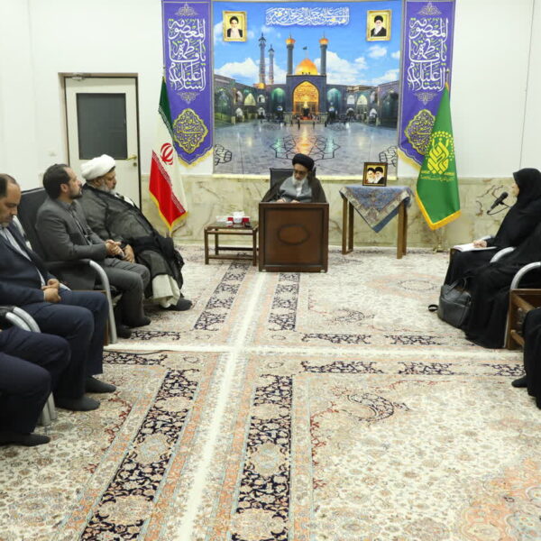 انقلاب اسلامی ایران بستر رشد و تعالی بانوان را فراهم کرده است